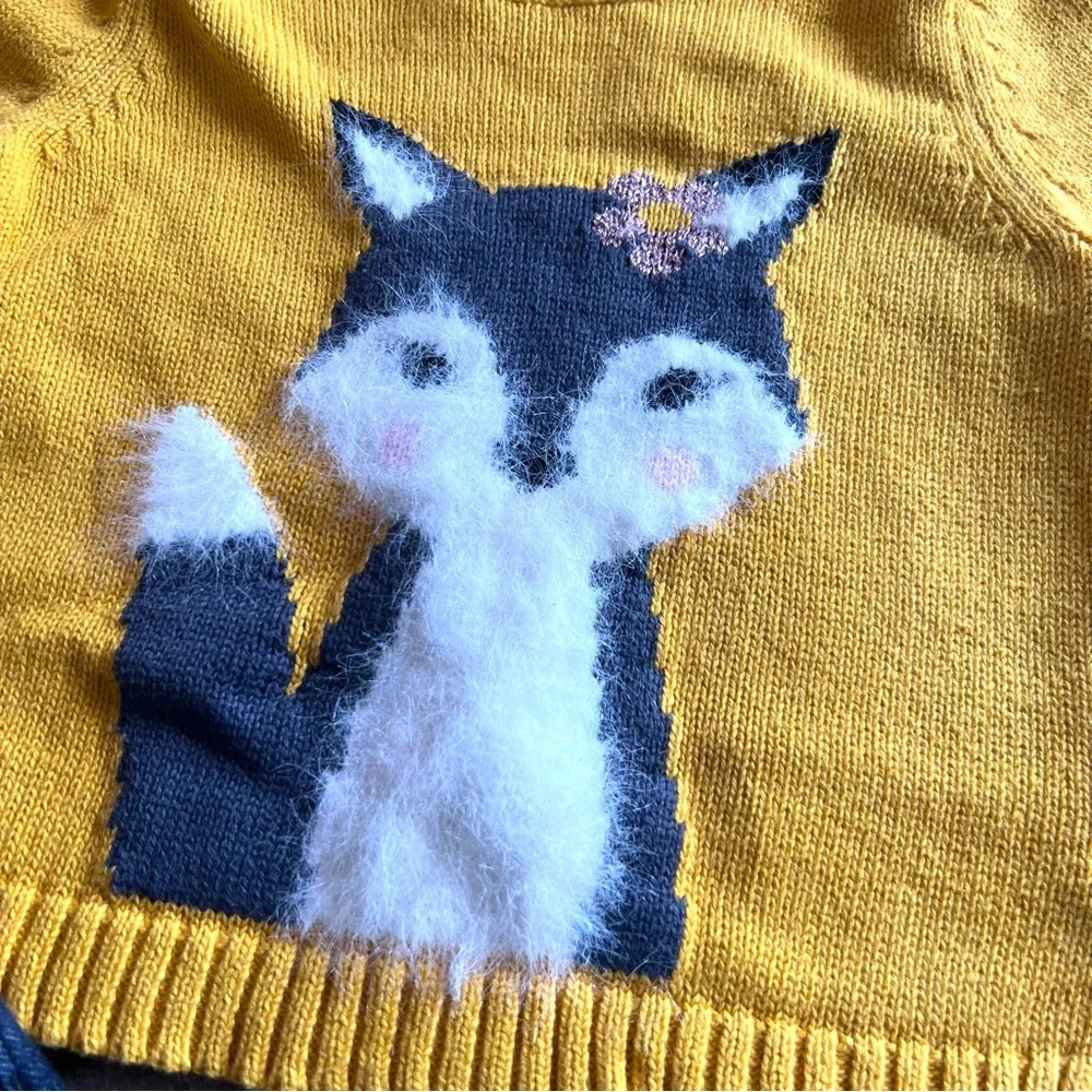 Old Navy adorable yellow
